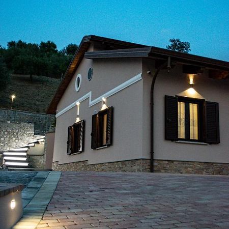 L'Antica Fontana - Casa Vacanze B&B Виджанело Екстериор снимка